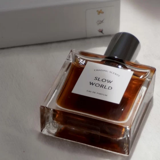 Nước Hoa Unisex Chasing Scents Slow World
