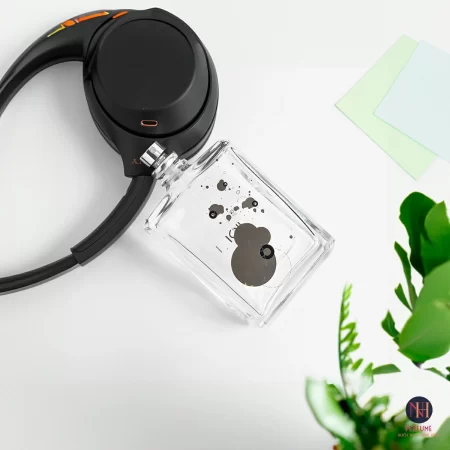 Escentric Molecules Molecule 01